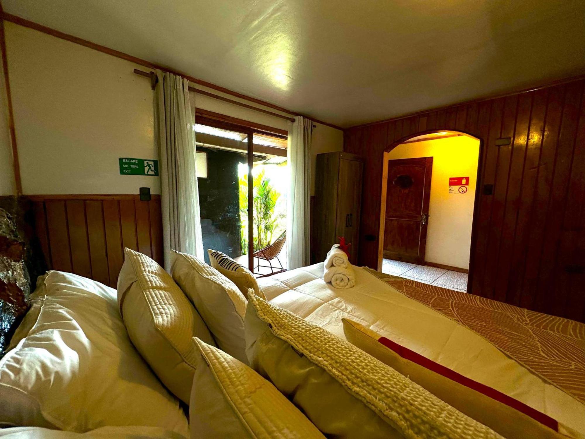 Paraiso Sunset Bungalows Ханга-Роа Экстерьер фото
